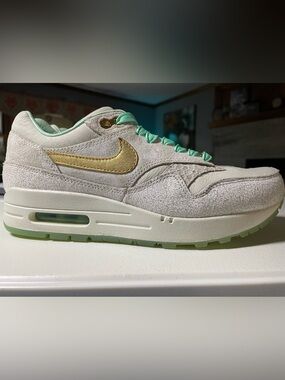 Nike Women's Air Max 1 Premium 
🐎Year of the Horse 🐎 
7W